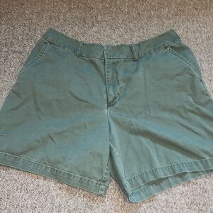 St John’s Bay green khaki chino shorts size 10